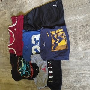 Boys Nike, Jordan, and Stranger Things sz large 4short sleeve one short lot
